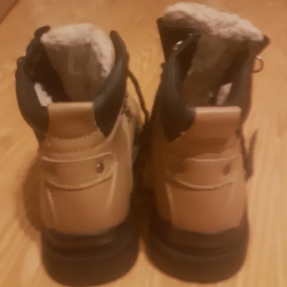 👢 Nevada "Maggie" Brown Leather Ankle-High Hiking Boots - Picture 4 of 8